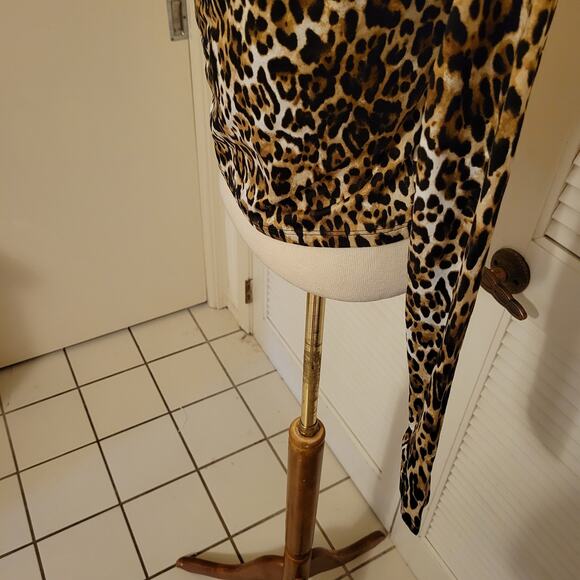 WAYF Leopard Print Stretch Crop Top Long Sleeve Small - Picture 6 of 7